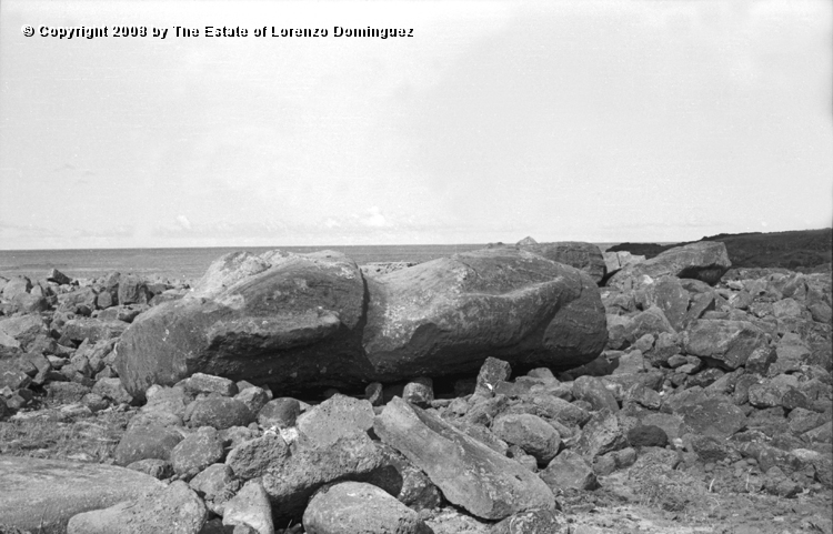 TDM_Moai_11.jpg - Easter Island. 1960. Ahu Tongariki. Photograph taken shortly after the destruction of the ahu by the tsunami of May 22, 1960.