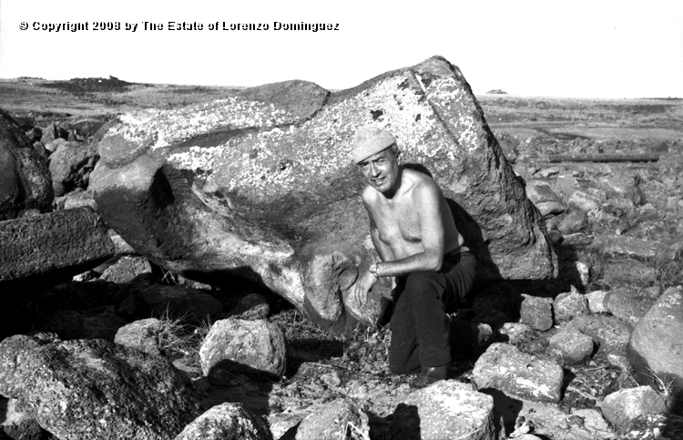 TDM_Moai_12.jpg - Easter Island. 1960. Ahu Tongariki.Lorenzo Dominguez. Photograph taken shortly after the destruction of the ahu by the tsunami of May 22, 1960.