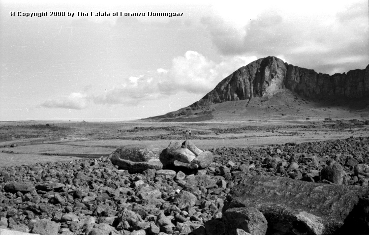 TDM_Vista_General_01.jpg - Easter Island. 1960. Ahu Tongariki. Photograph taken shortly after the destruction of the ahu by the tsunami of May 22, 1960.